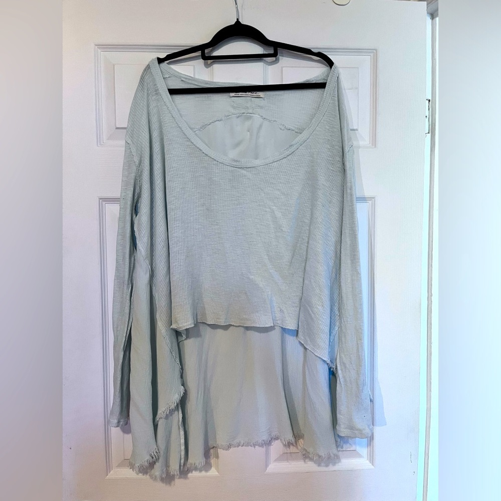 Free people we the free high low top size M